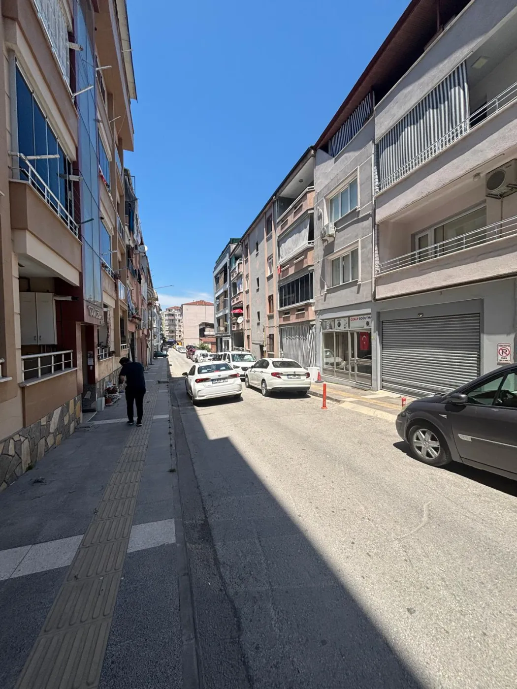 Cumhuriyet Caddesinde FULL EŞYALI Kiralık görsel 11