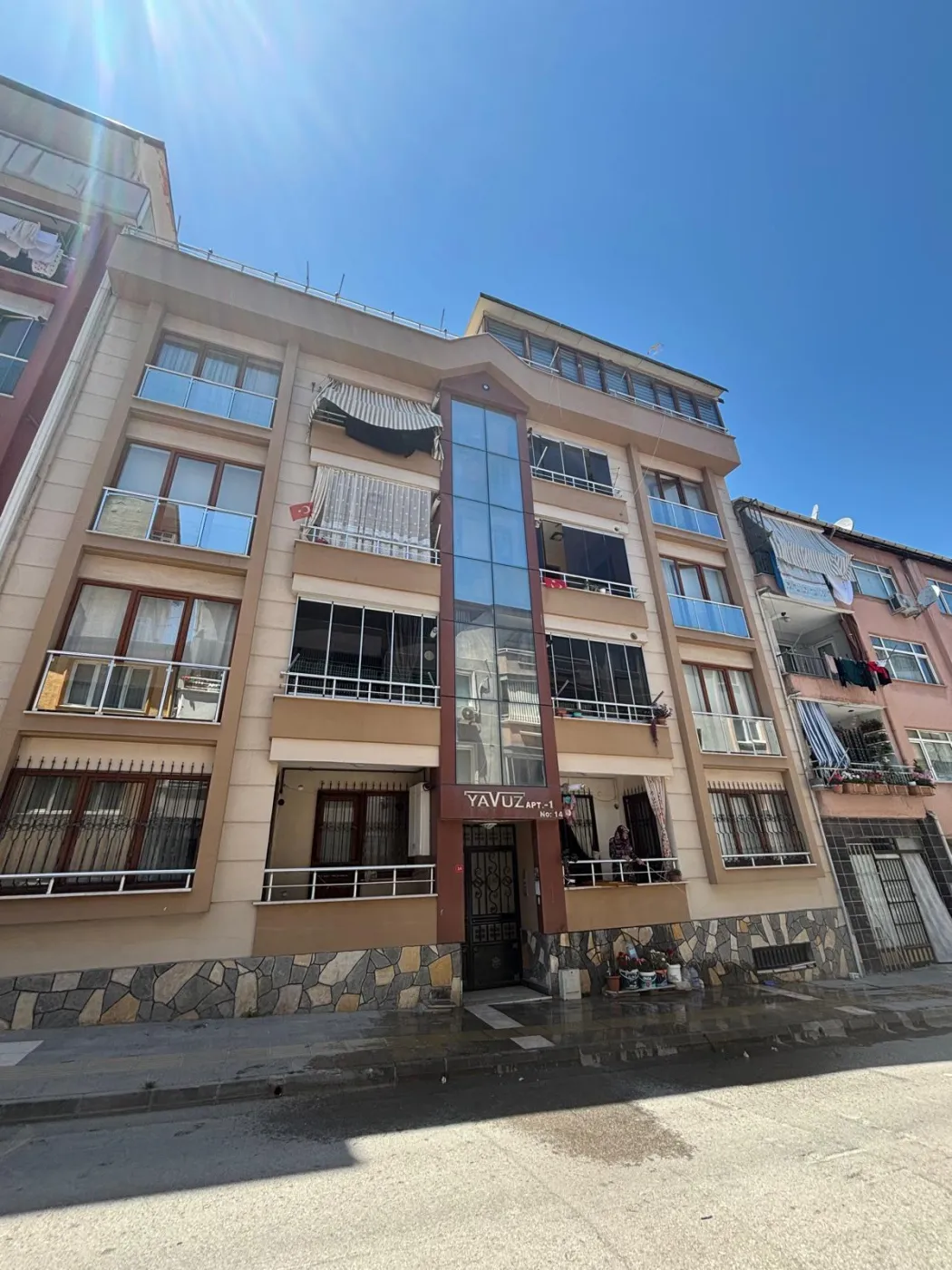 Cumhuriyet Caddesinde FULL EŞYALI Kiralık görsel 19